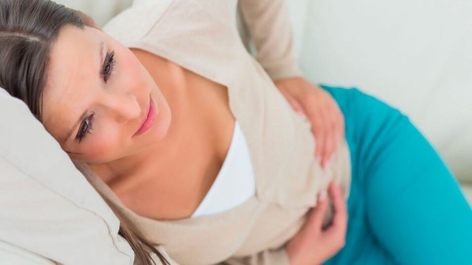 A cystitis jeleivel rendelkező nőnek átfogó kezelésre van szüksége